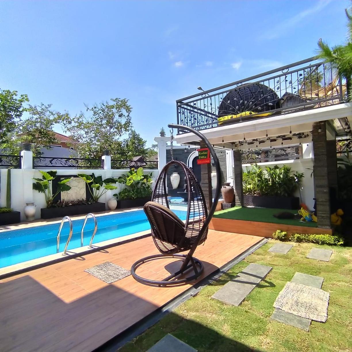 Villa Kota Bunga Malini 7 Cinengangirang 外观 照片